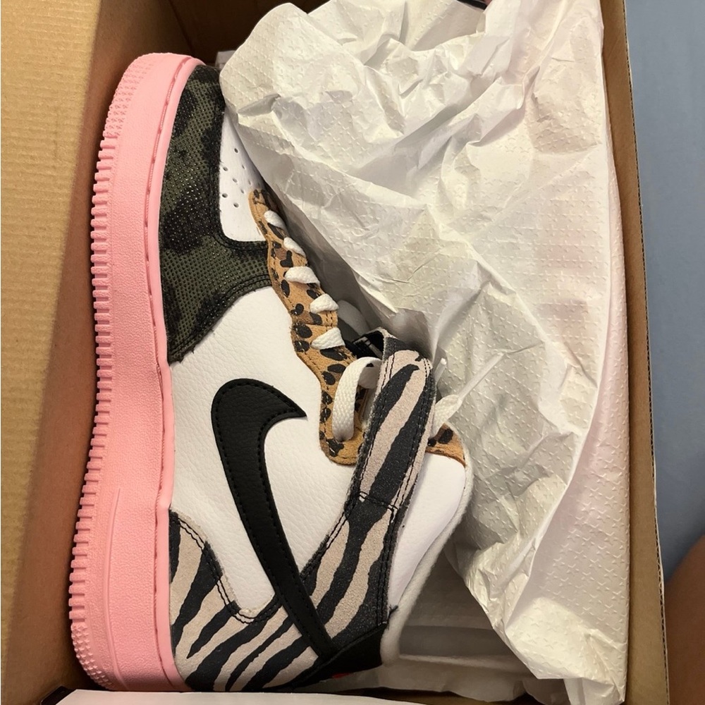 Brand new Nike